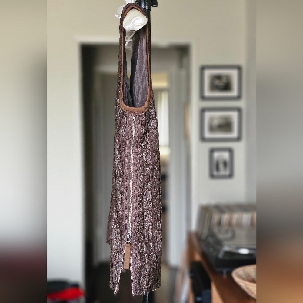 Max Studio Textured Brown Sleeveless Top - Picture 4 of 8